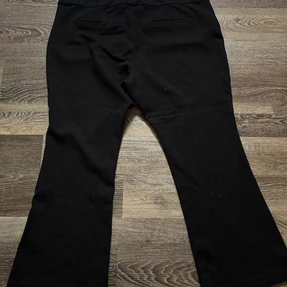 Studio by Torrid Plus 18 Short Black Luxe Ponte Knit Trouser Women’s - Picture 4 of 4